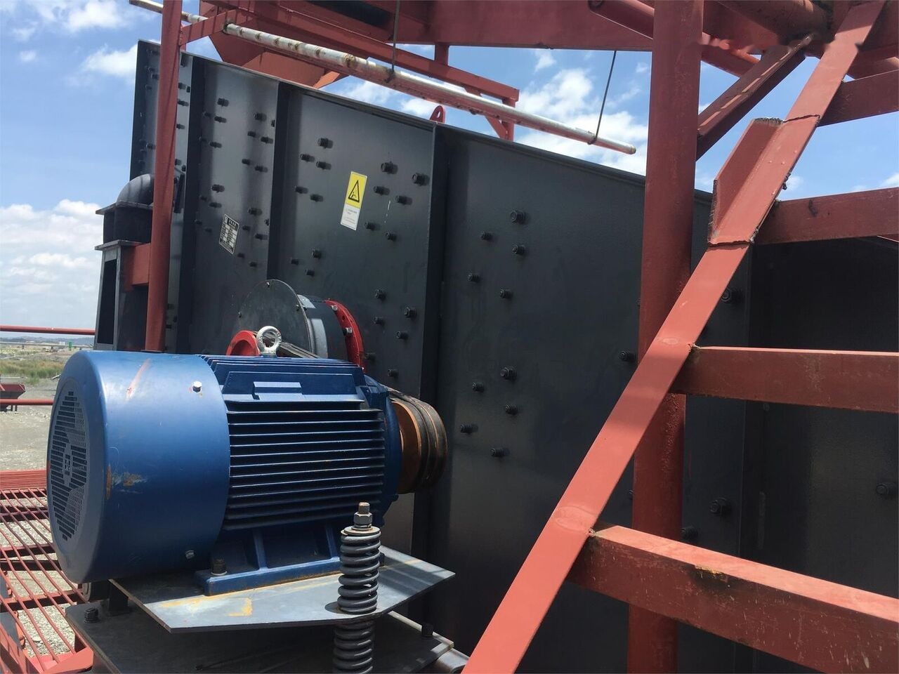 New KINGLINK 4YA1854 Inclined Vibrating Screen - Crible: photos 1 New KINGLINK 4YA1854 Inclined Vibrating Screen - Crible: photos 1