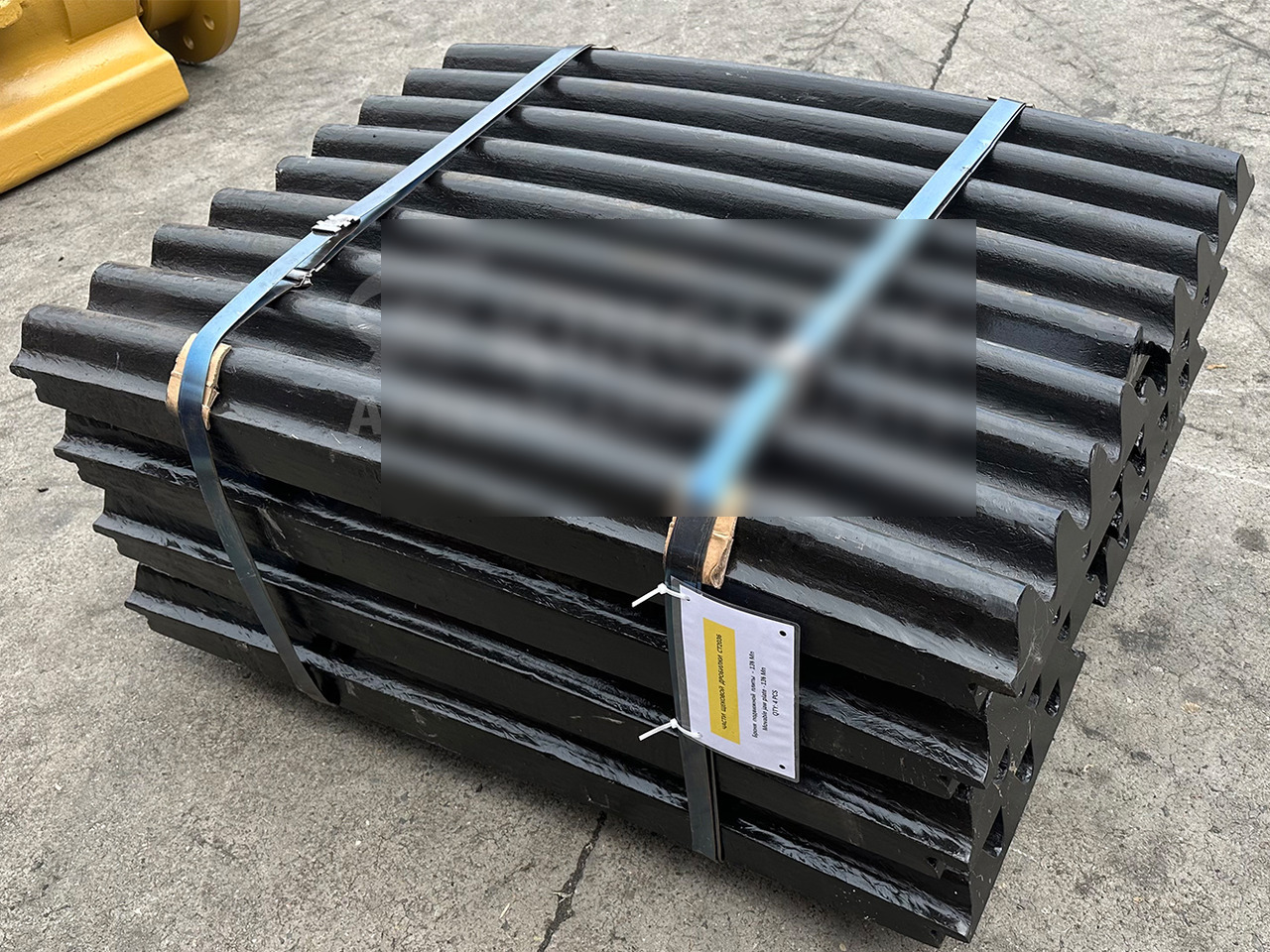 KINGLINK High Manganese Steel Movable Jaw Plates 17003347 for CT2036 Jaw Crusher - Pièces de rechange pour Engins de chantier: photos 3 KINGLINK High Manganese Steel Movable Jaw Plates 17003347 for CT2036 Jaw Crusher - Pièces de rechange pour Engins de chantier: photos 3