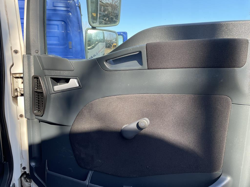 MAN TGL 2011 - Cabine pour Camion: photos 5 MAN TGL 2011 - Cabine pour Camion: photos 5