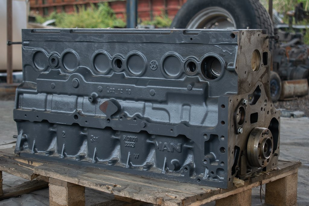 MAN TGM - EURO V - Bloc-cylindres pour Camion: photos 3 MAN TGM - EURO V - Bloc-cylindres pour Camion: photos 3