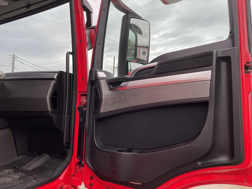 MAN TGS LX - Cabine pour Camion: photos 5 MAN TGS LX - Cabine pour Camion: photos 5