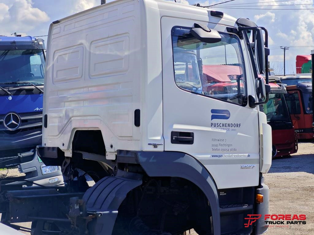 MERCEDES-BENZ ATEGO - EURO 6 - Cabine pour Camion: photos 5 MERCEDES-BENZ ATEGO - EURO 6 - Cabine pour Camion: photos 5