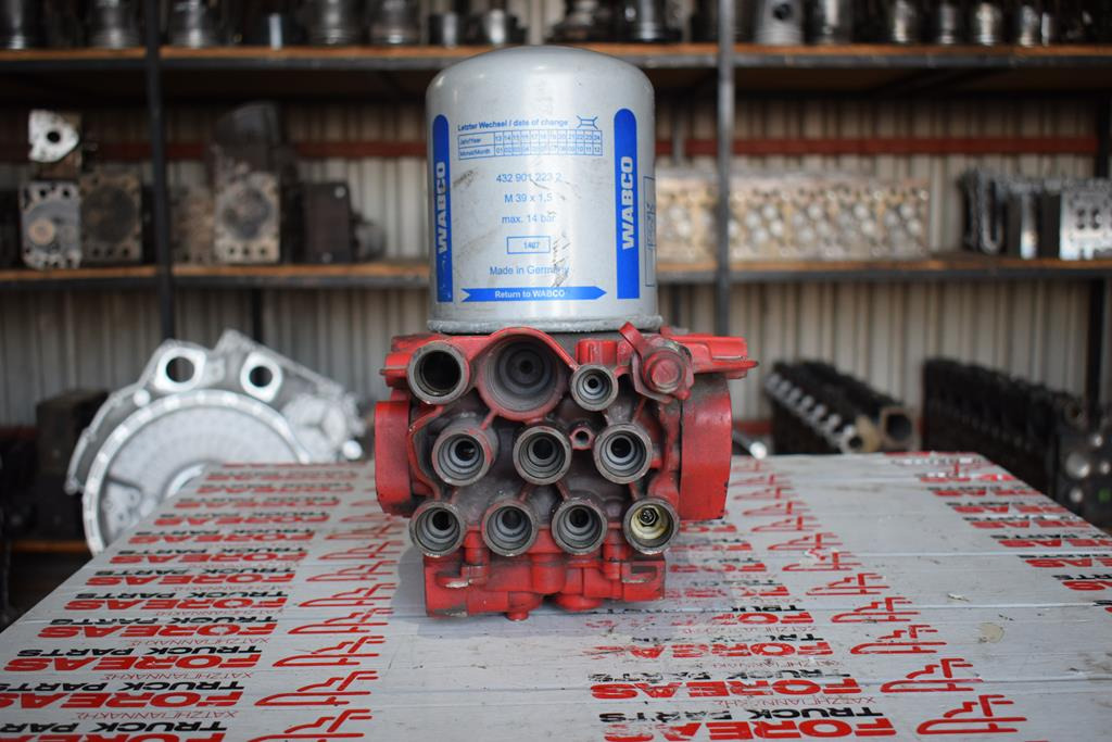 UNIT - AIR PREPARATION VALVE EAC 2 - Valve de frein pour Camion: photos 1 UNIT - AIR PREPARATION VALVE EAC 2 - Valve de frein pour Camion: photos 1