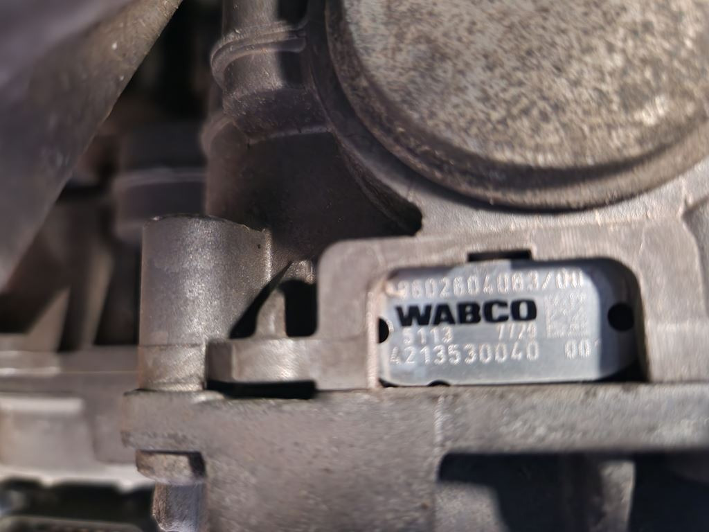 WABCO FOR MERCEDES ACTROS MP4 - 4213530040 - Bloc de gestion pour Camion: photos 4 WABCO FOR MERCEDES ACTROS MP4 - 4213530040 - Bloc de gestion pour Camion: photos 4