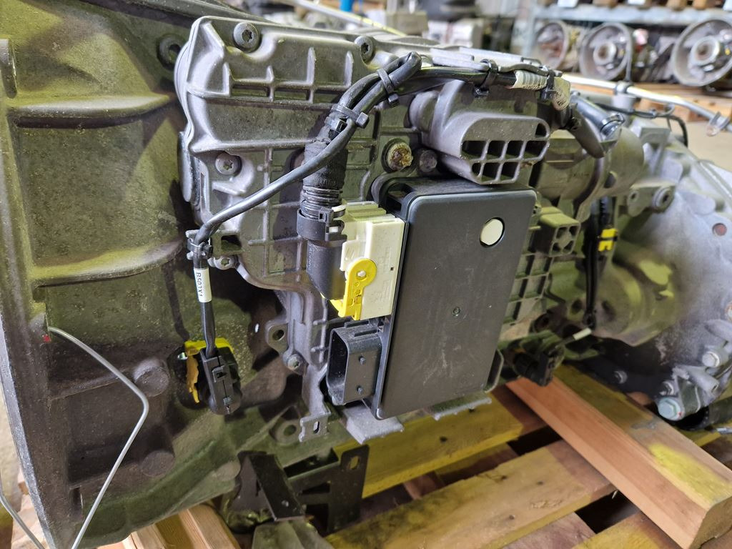 WABCO FOR MERCEDES GS GEARBOX - 4213534040 - Bloc de gestion pour Camion: photos 1 WABCO FOR MERCEDES GS GEARBOX - 4213534040 - Bloc de gestion pour Camion: photos 1