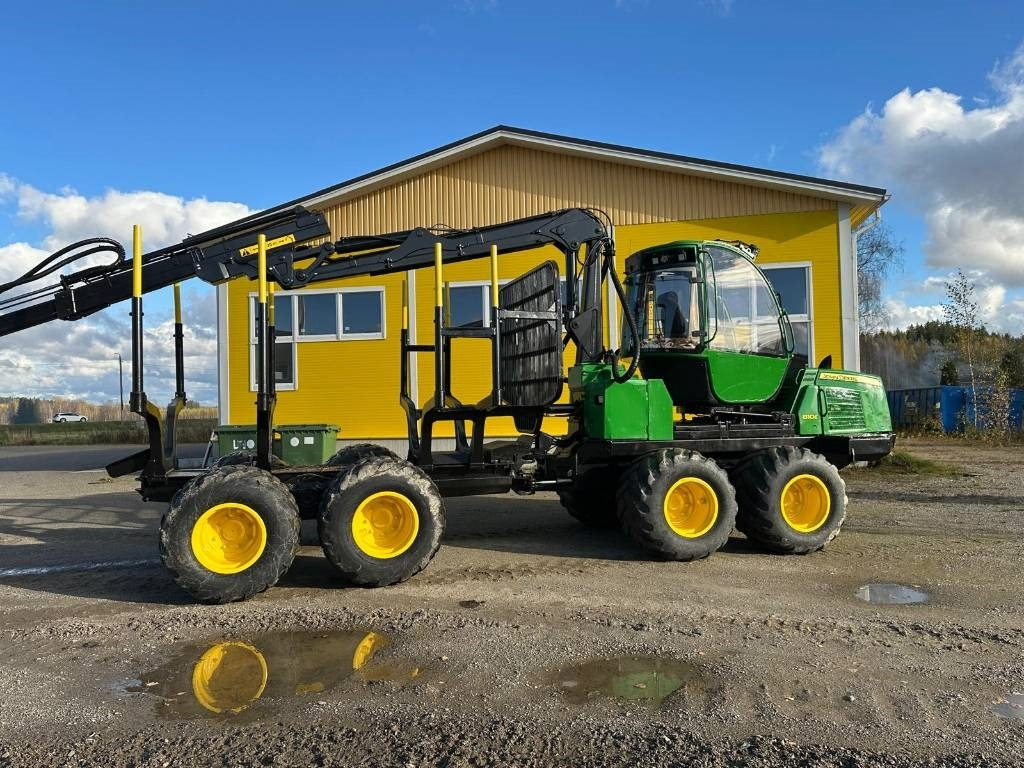 John Deere 810 E - Porteur: photos 4 John Deere 810 E - Porteur: photos 4