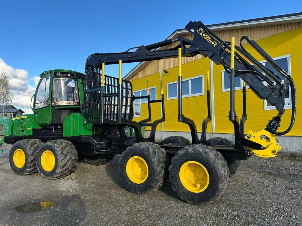 John Deere 810 E - Porteur: photos 2 John Deere 810 E - Porteur: photos 2
