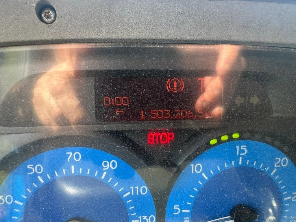 Camion grumier Sisu E11: photos 13 Camion grumier Sisu E11: photos 13