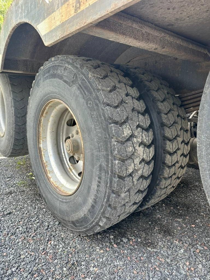 Camion grumier Sisu E11: photos 17 Camion grumier Sisu E11: photos 17