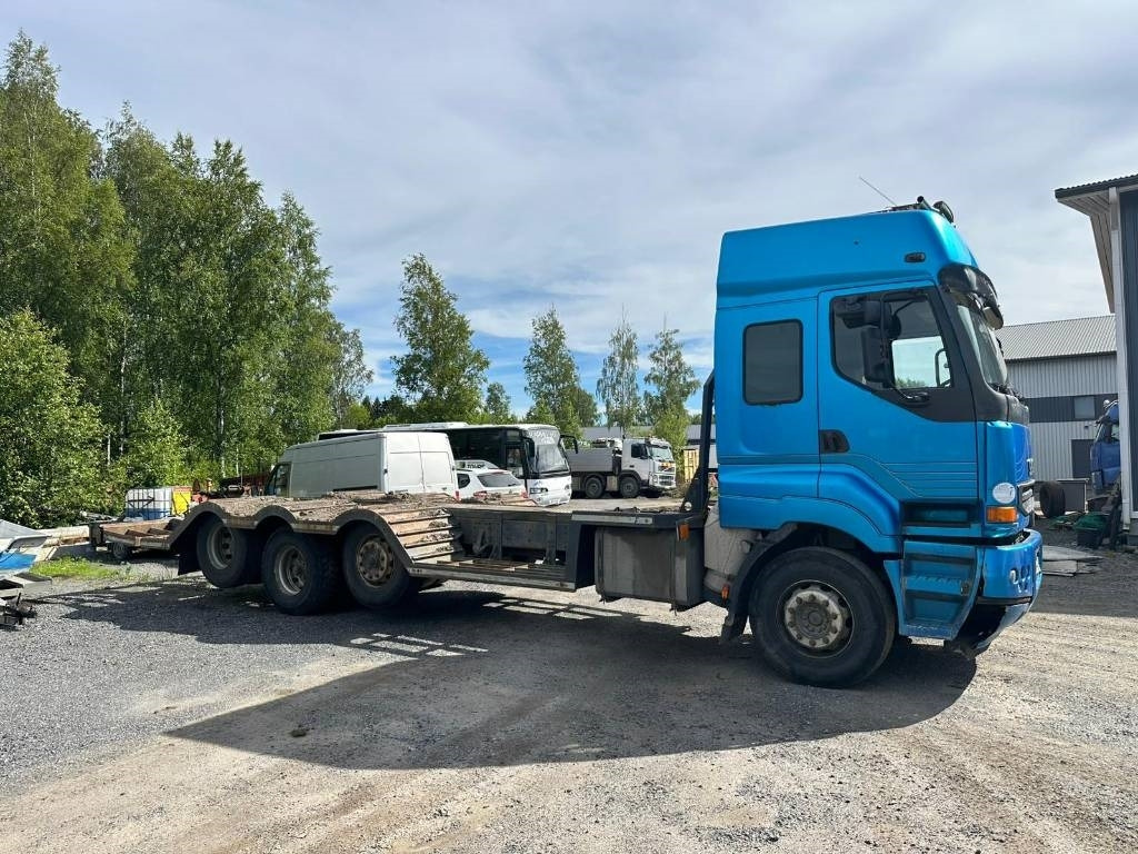 Camion grumier Sisu E11: photos 8 Camion grumier Sisu E11: photos 8