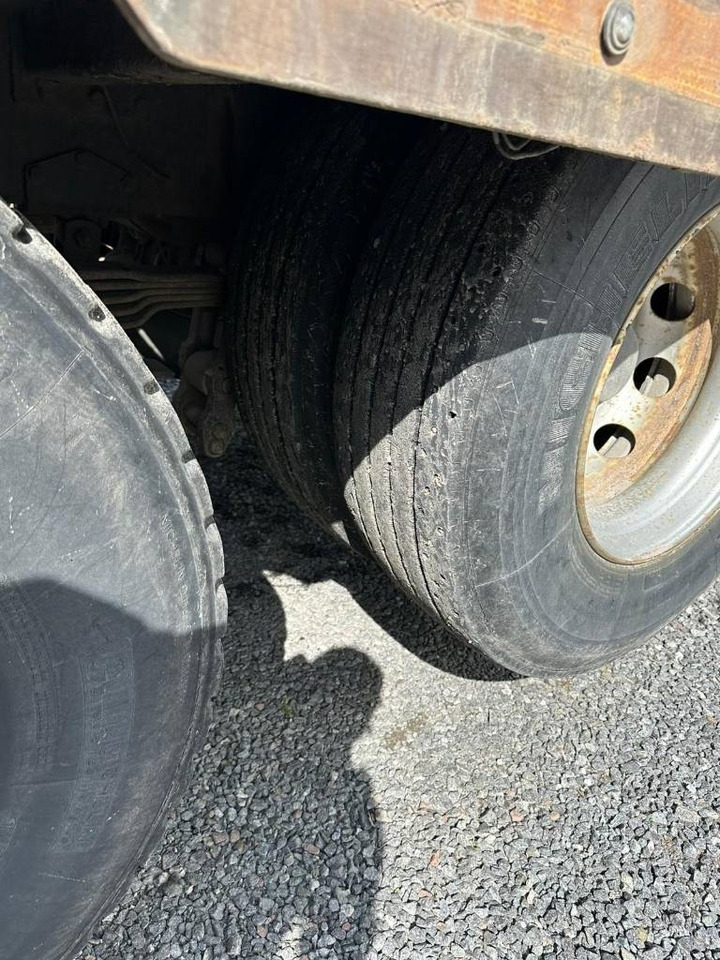 Camion grumier Sisu E11: photos 15 Camion grumier Sisu E11: photos 15