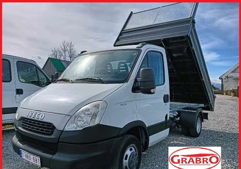 Iveco 35C13, 35C12, 35C14, 35C15 - Utilitaire benne: photos 1 Iveco 35C13, 35C12, 35C14, 35C15 - Utilitaire benne: photos 1