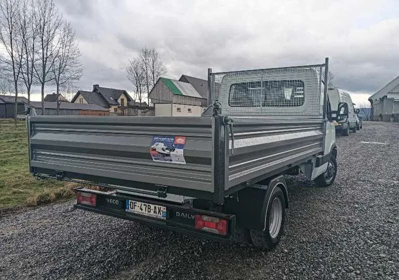 Iveco DAILY 35C13, 35C12, 35C15 - Utilitaire benne: photos 5 Iveco DAILY 35C13, 35C12, 35C15 - Utilitaire benne: photos 5