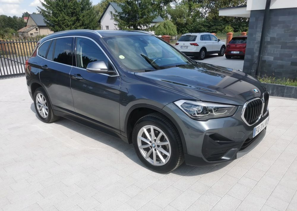 BMW X1 sDrive16d - Voiture break: photos 2 BMW X1 sDrive16d - Voiture break: photos 2