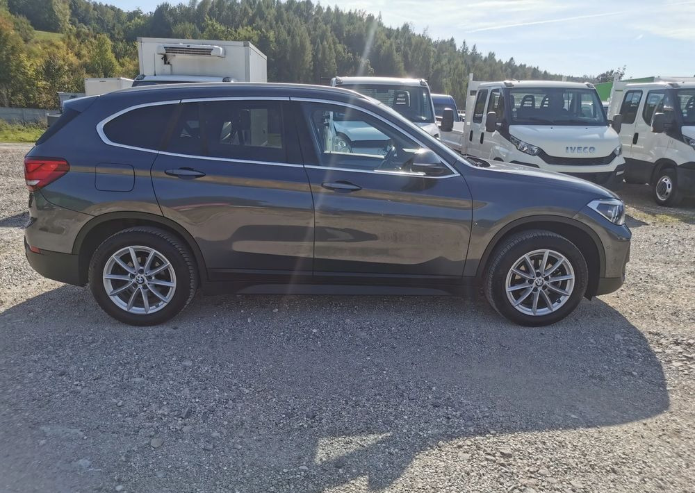 BMW X1 sDrive16d - Voiture: photos 5 BMW X1 sDrive16d - Voiture: photos 5