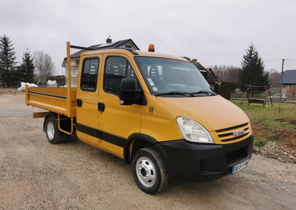 Iveco Daily 35C12 Brygadówka wywrotka Dubel hak kiper doka 35C13 - Utilitaire benne: photos 1 Iveco Daily 35C12 Brygadówka wywrotka Dubel hak kiper doka 35C13 - Utilitaire benne: photos 1