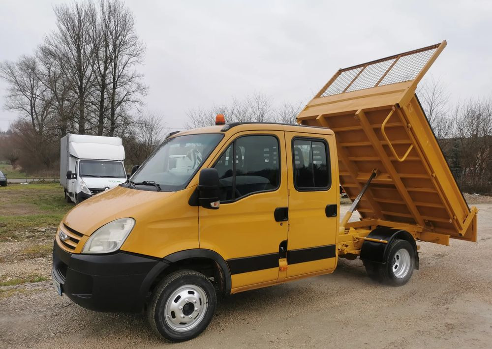 Iveco Daily 35C12 Brygadówka wywrotka Dubel hak kiper doka 35C13 - Utilitaire benne: photos 2 Iveco Daily 35C12 Brygadówka wywrotka Dubel hak kiper doka 35C13 - Utilitaire benne: photos 2