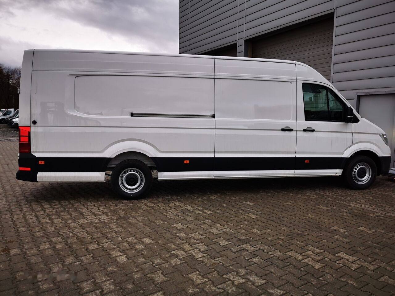 Fourgon utilitaire neuf Volkswagen Crafter: photos 6