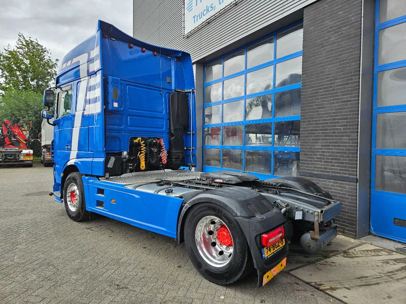 DAF XF 460 Special Lether Interior Navigatie Apk/TÜV Smart 2 tacho - Tracteur routier: photos 4 DAF XF 460 Special Lether Interior Navigatie Apk/TÜV Smart 2 tacho - Tracteur routier: photos 4