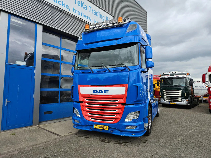 DAF XF 460 Special Lether Interior Navigatie Apk/TÜV Smart 2 tacho - Tracteur routier: photos 2 DAF XF 460 Special Lether Interior Navigatie Apk/TÜV Smart 2 tacho - Tracteur routier: photos 2