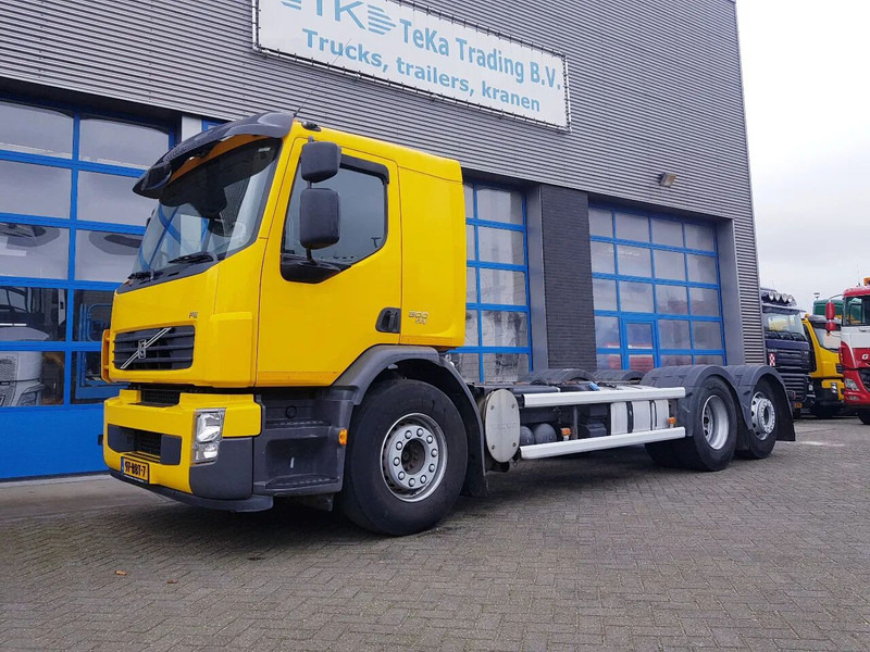 Volvo FE 300 EEV 6X2 Retarder 258.000 KM TÜV - Châssis cabine: photos 1 Volvo FE 300 EEV 6X2 Retarder 258.000 KM TÜV - Châssis cabine: photos 1