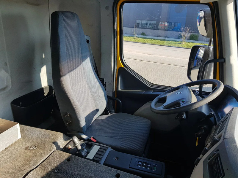 Volvo FE 300 EEV 6X2 Retarder Pto 234.000 KM en crédit-bail Volvo FE 300 EEV 6X2 Retarder Pto 234.000 KM: photos 10