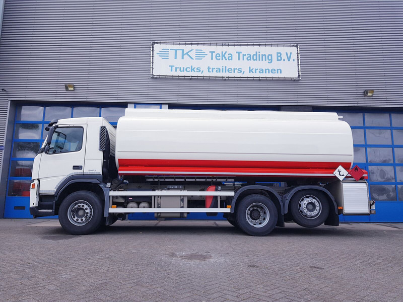 Volvo FM 9.340 Fuel 21.400 Liter 3 Compartments - Camion citerne: photos 3 Volvo FM 9.340 Fuel 21.400 Liter 3 Compartments - Camion citerne: photos 3