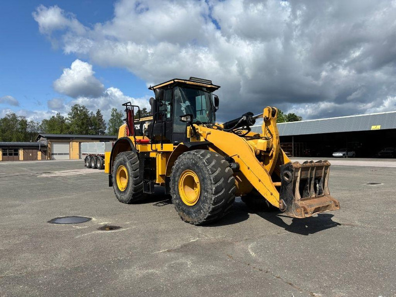 Caterpillar 972K - Chargeuse sur pneus: photos 2 Caterpillar 972K - Chargeuse sur pneus: photos 2