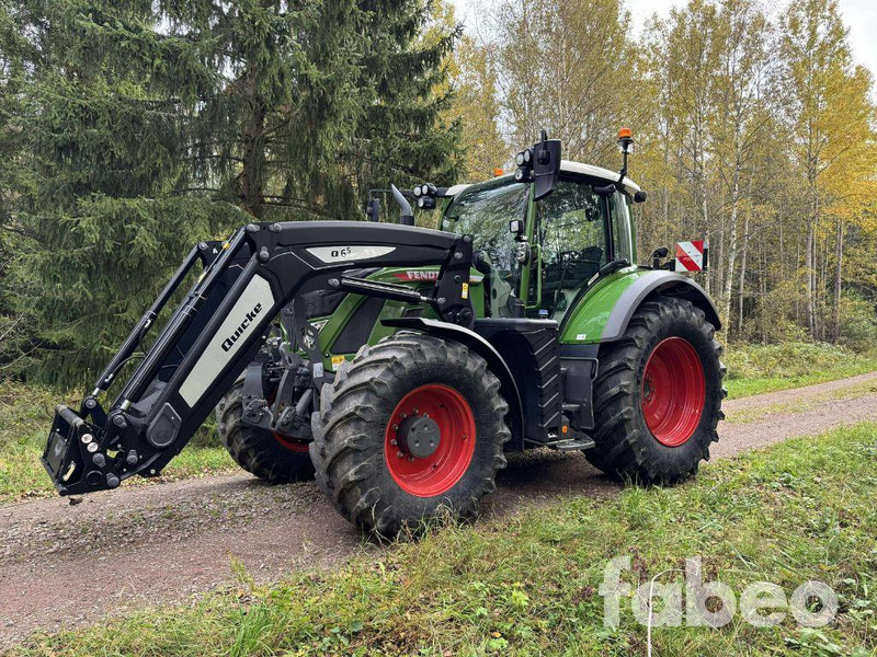 Fendt 716 Vario - Tracteur agricole: photos 1 Fendt 716 Vario - Tracteur agricole: photos 1