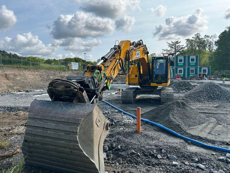 JCB JS245XRL - Pelle sur chenille: photos 2 JCB JS245XRL - Pelle sur chenille: photos 2