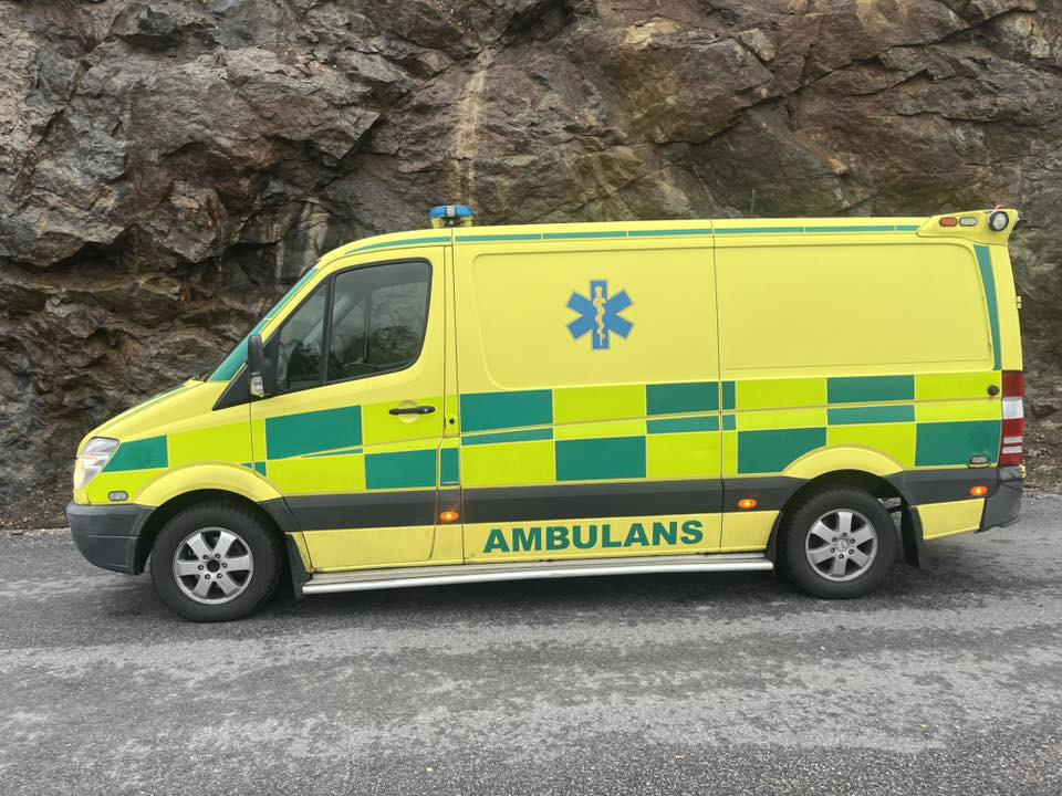 MERCEDES-BENZ Sprinter 316 NGT - AMBULANCE / швидка допомога / shvydka dopomoha - Ambulance: photos 2 MERCEDES-BENZ Sprinter 316 NGT - AMBULANCE / швидка допомога / shvydka dopomoha - Ambulance: photos 2