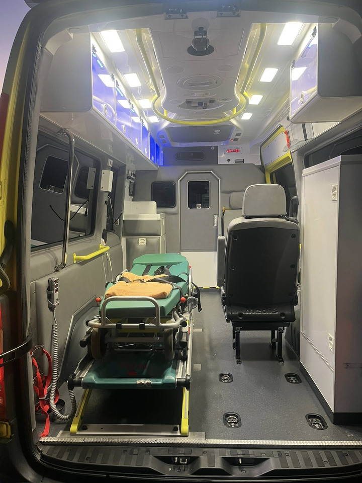 Ambulance MERCEDES-BENZ Sprinter 319 - Light AMBULANCE / shvydka dopomo: photos 28 Ambulance MERCEDES-BENZ Sprinter 319 - Light AMBULANCE / shvydka dopomo: photos 28