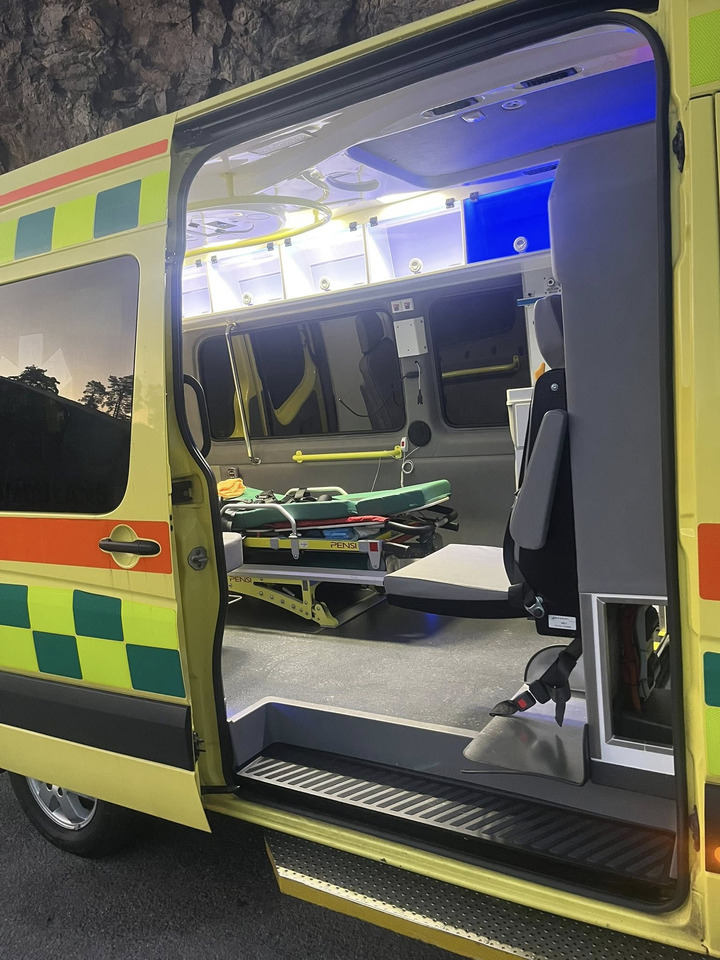 Ambulance MERCEDES-BENZ Sprinter 319 - Light AMBULANCE / shvydka dopomo: photos 24 Ambulance MERCEDES-BENZ Sprinter 319 - Light AMBULANCE / shvydka dopomo: photos 24