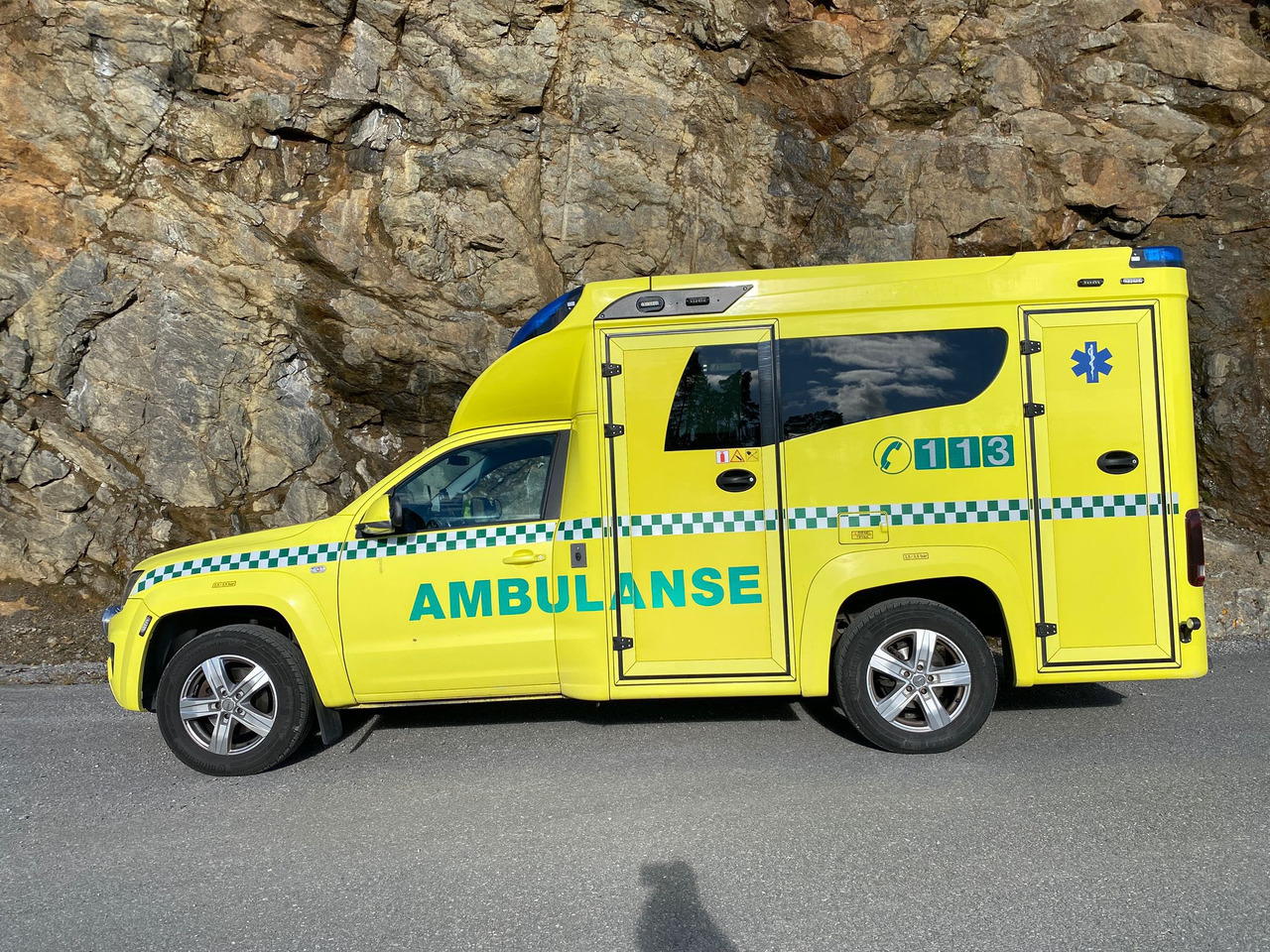 VOLKSWAGEN Amarok XL 4motion - - SOLD/SÅLD !!! - Ambulance: photos 3 VOLKSWAGEN Amarok XL 4motion - - SOLD/SÅLD !!! - Ambulance: photos 3