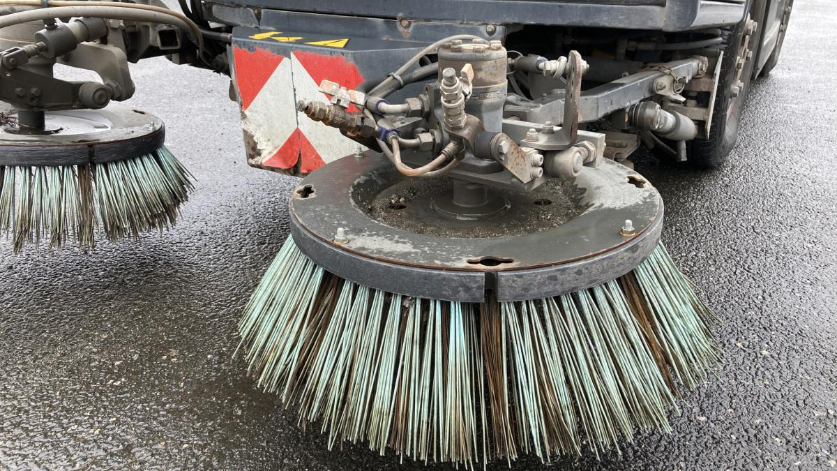 Balayeuse de voirie Schmidt Swingo 200 Kehrmaschine Sweeper Ravo Hako: photos 12
