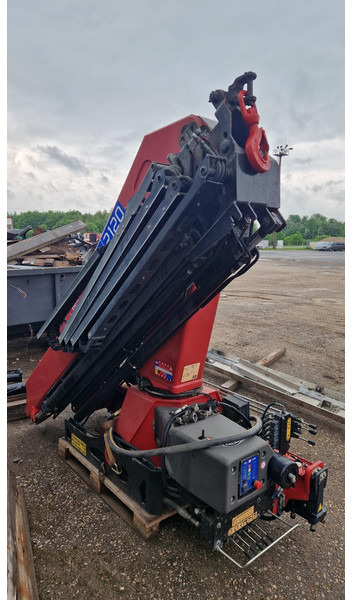 HMF 2120K4 700 hours - Grue auxiliaire pour Camion: photos 3 HMF 2120K4 700 hours - Grue auxiliaire pour Camion: photos 3