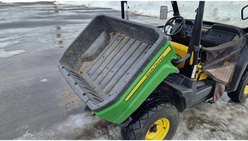John Deere GATOR XUV 550 4X4 - Voiture: photos 5 John Deere GATOR XUV 550 4X4 - Voiture: photos 5