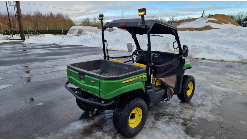 John Deere GATOR XUV 550 4X4 - Voiture: photos 3 John Deere GATOR XUV 550 4X4 - Voiture: photos 3