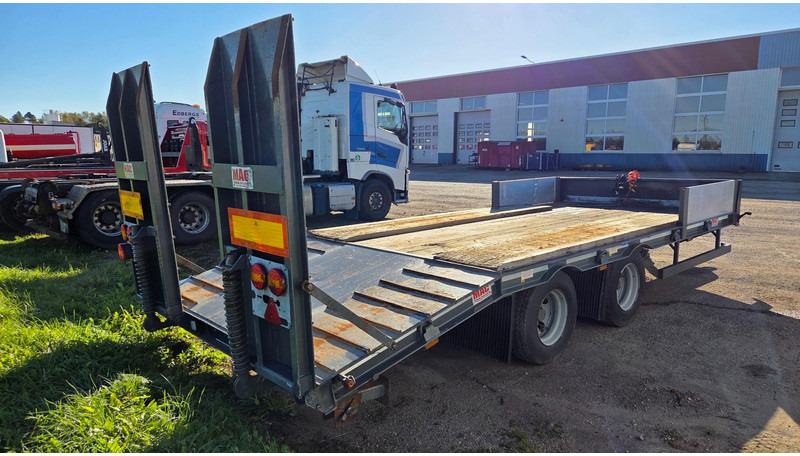 MCCAULEY MAC-DL2-19 - Remorque porte-engin surbaissée: photos 3 MCCAULEY MAC-DL2-19 - Remorque porte-engin surbaissée: photos 3