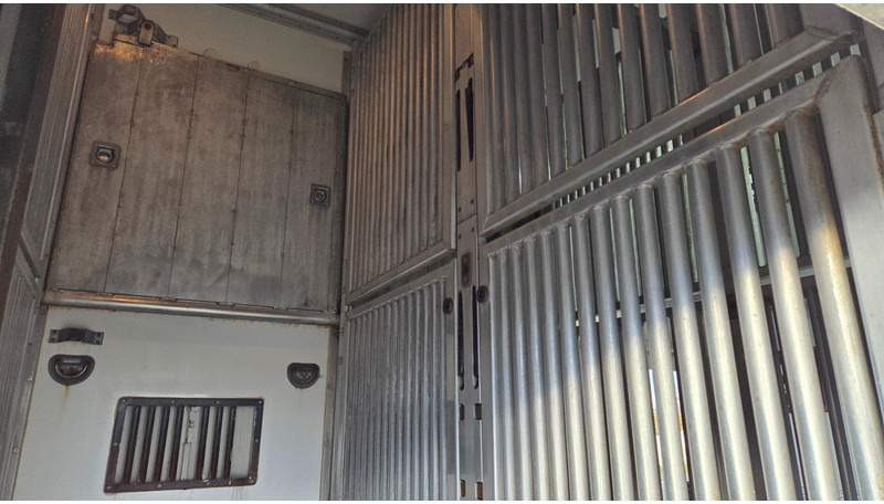 Scania R420 6X2 en crédit-bail Scania R420 6X2: photos 12 Scania R420 6X2 en crédit-bail Scania R420 6X2: photos 12