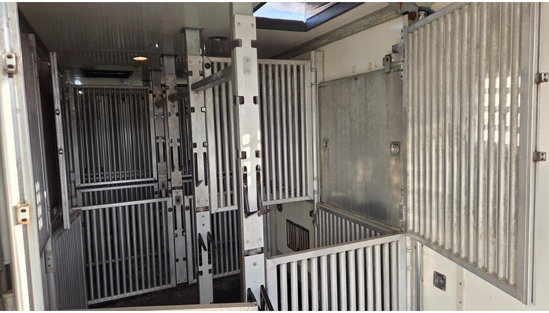 Scania R420 6X2 en crédit-bail Scania R420 6X2: photos 10 Scania R420 6X2 en crédit-bail Scania R420 6X2: photos 10