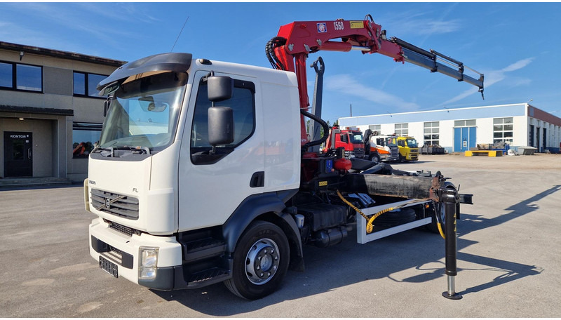 Volvo FL280 4X2 HMF 1560 - Camion ampliroll, Camion grue: photos 1 Volvo FL280 4X2 HMF 1560 - Camion ampliroll, Camion grue: photos 1