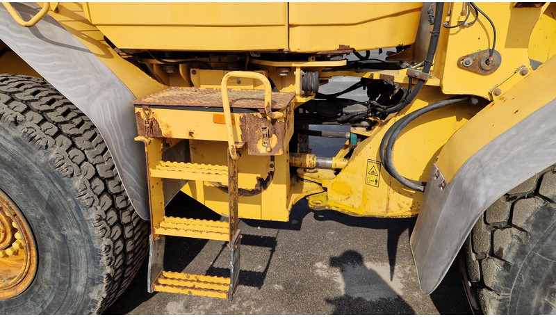 Chargeuse sur pneus Volvo L90F: photos 7