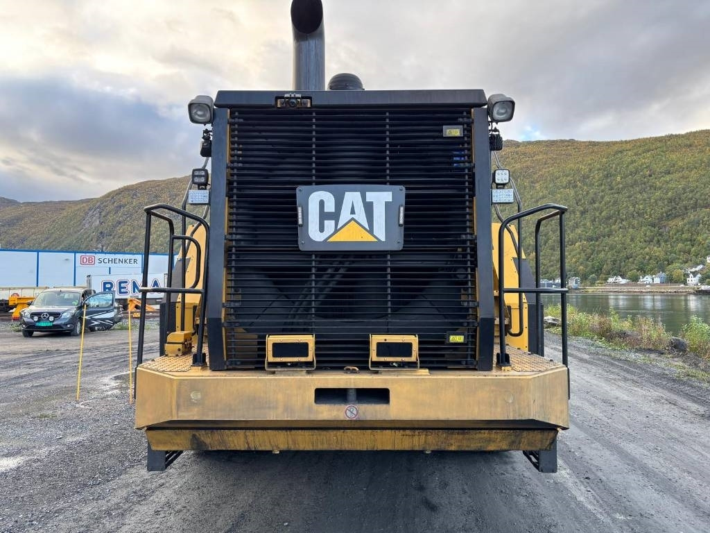 CAT 988 K (On Transport) - Chargeuse sur pneus: photos 3 CAT 988 K (On Transport) - Chargeuse sur pneus: photos 3