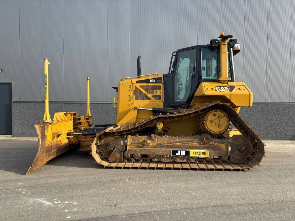 CAT D 6 N LGP (Under Preparation) - Bulldozer: photos 1 CAT D 6 N LGP (Under Preparation) - Bulldozer: photos 1