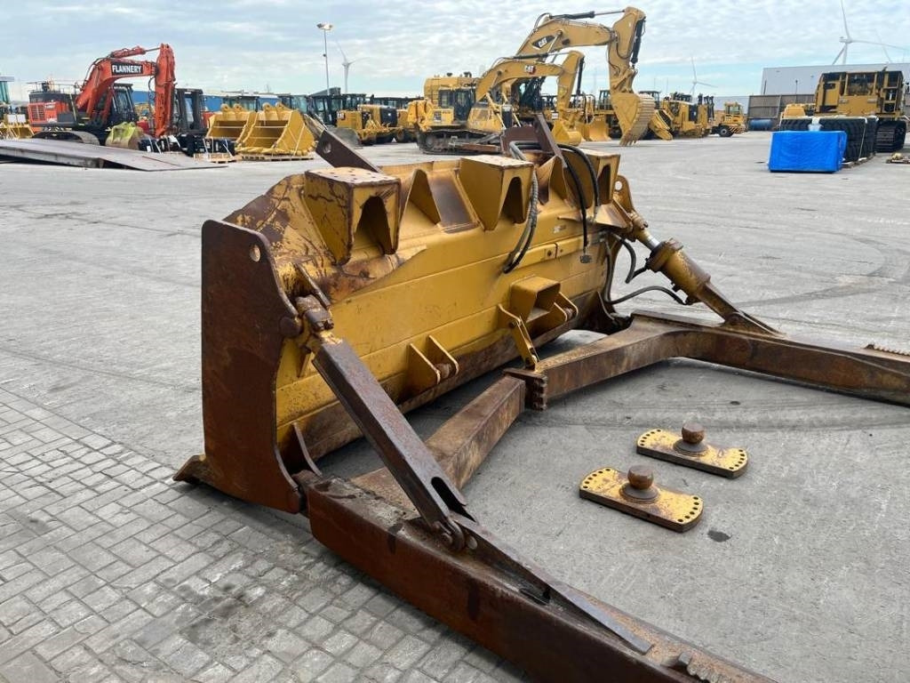 CAT D 6 XL Blade + Pusharms  - Lame: photos 5 CAT D 6 XL Blade + Pusharms  - Lame: photos 5