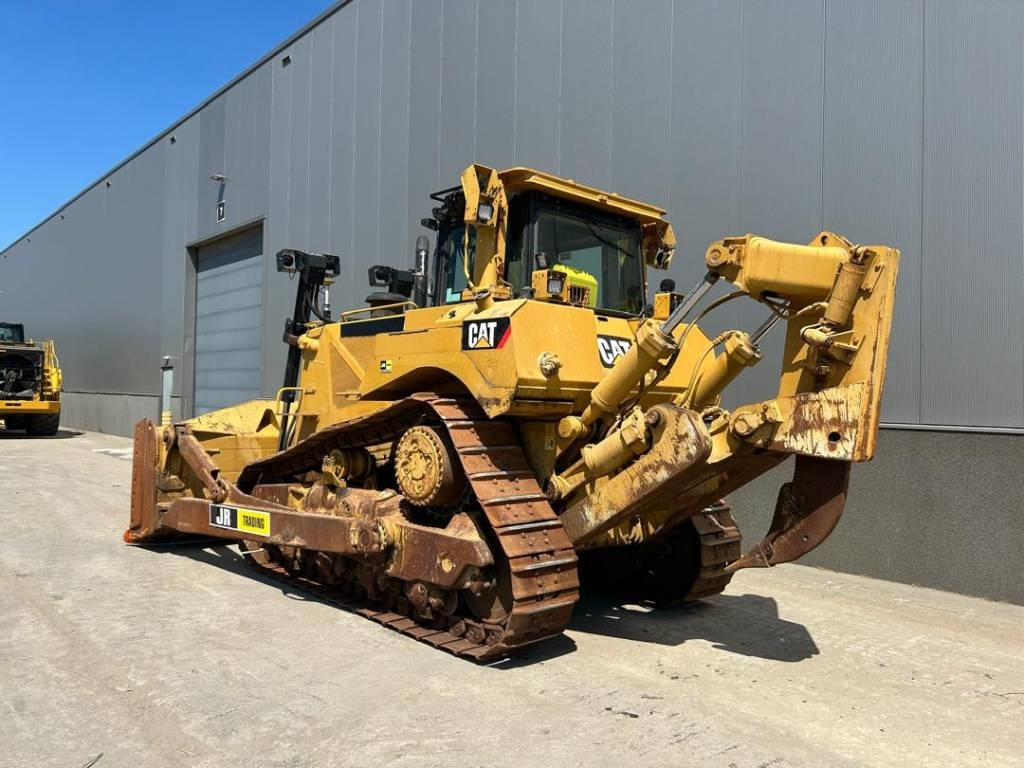CAT D 8 T (Leica GPS) - Bulldozer: photos 3 CAT D 8 T (Leica GPS) - Bulldozer: photos 3