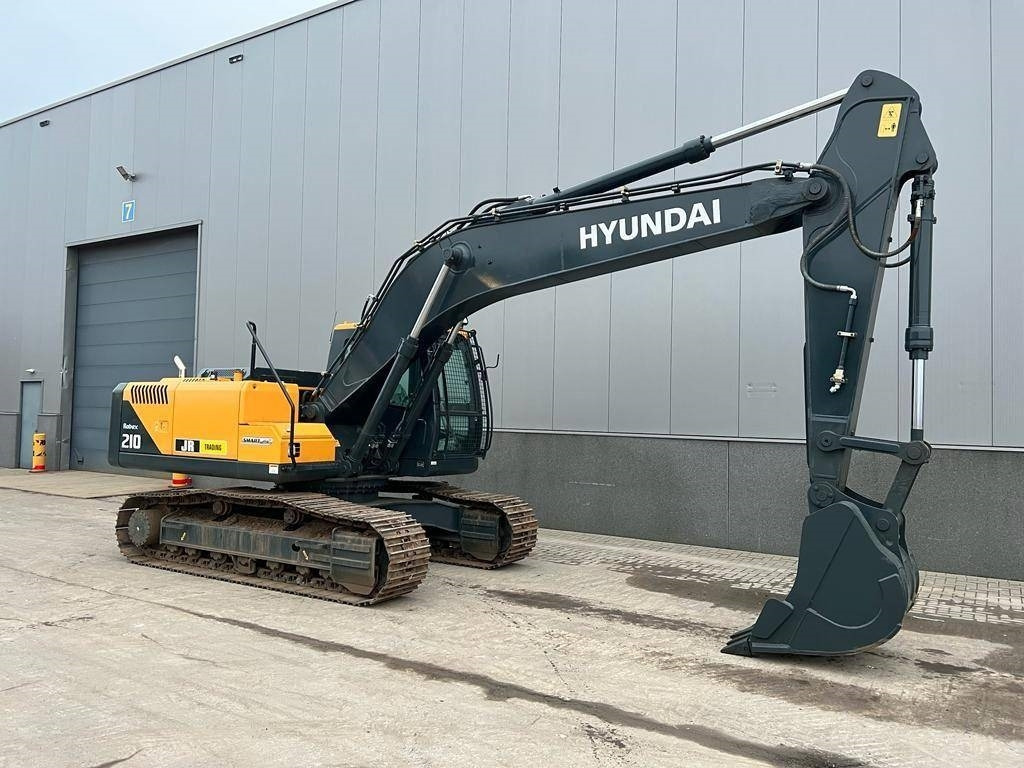 Pelle sur chenille neuf Hyundai R 210: photos 7
