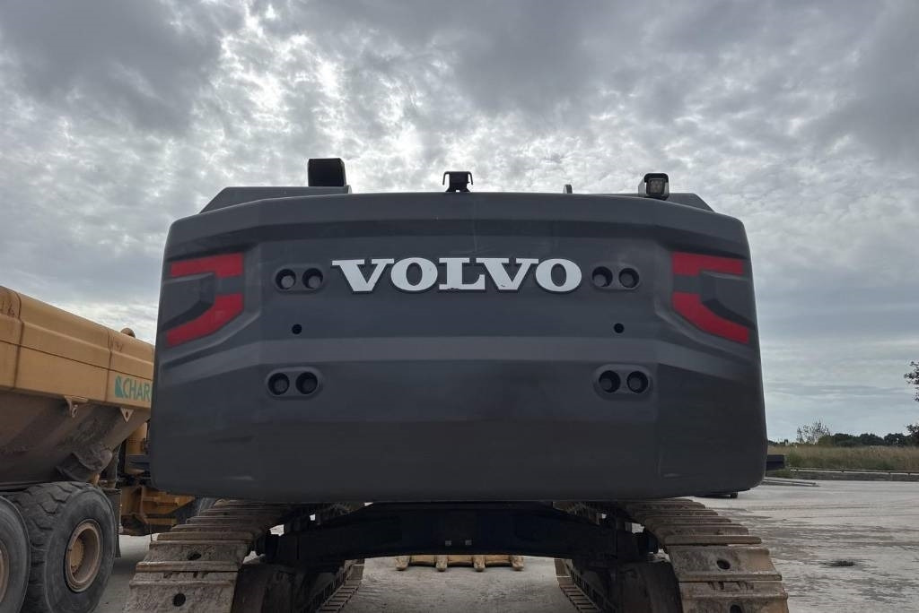 Volvo EC 750 EL - Pelle sur chenille: photos 3 Volvo EC 750 EL - Pelle sur chenille: photos 3