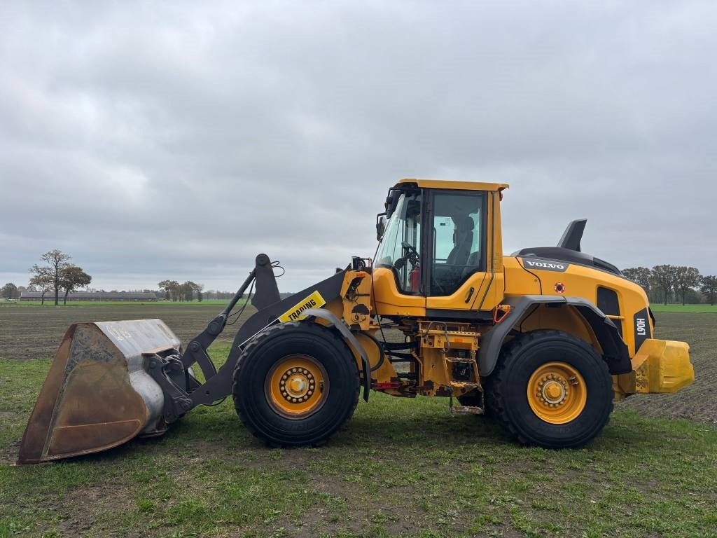 Volvo L 90 H (On Transport) - Chargeuse sur pneus: photos 2 Volvo L 90 H (On Transport) - Chargeuse sur pneus: photos 2
